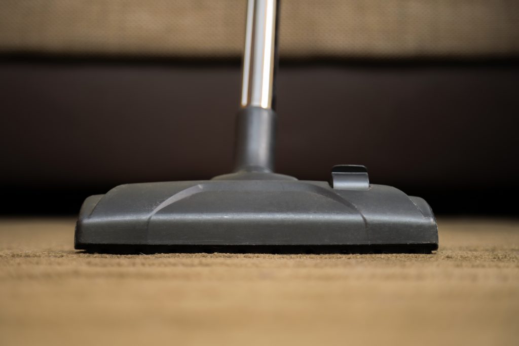 apirar contra las pelusas