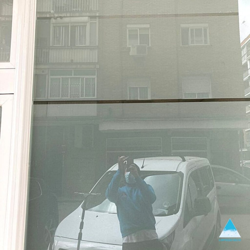 limpieza de graffitis en alcalá de henares limpio