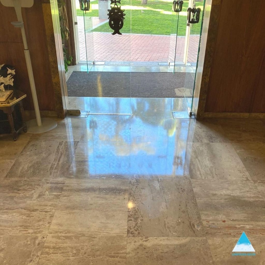 Sabes la diferencia entre pulir y abrillantar suelos Alcalá de Henares