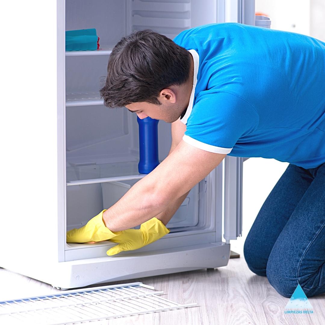 Cómo limpiar la nevera correctamente